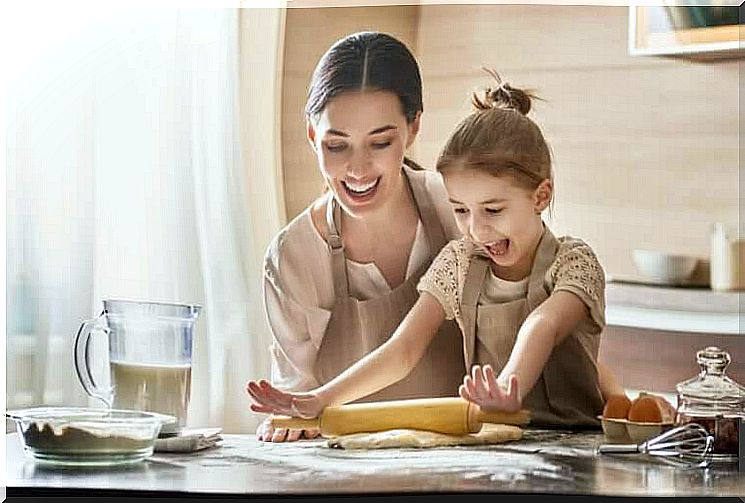 was a fun mom: mom and daughter bake