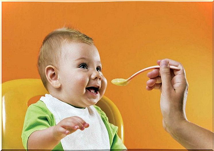 13 tips for feeding babies under 3