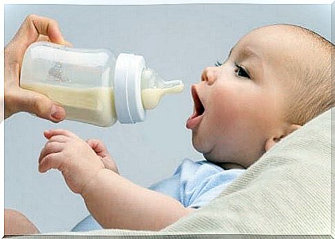 How to avoid cavities in the teeth of the baby bottle?