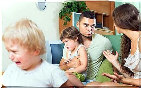 Parents argue in front of their children that they are stressed.