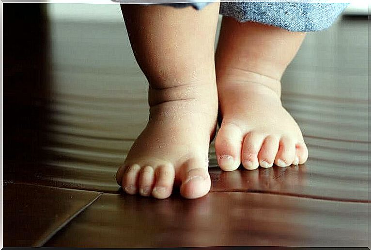 The gait reflex in infants