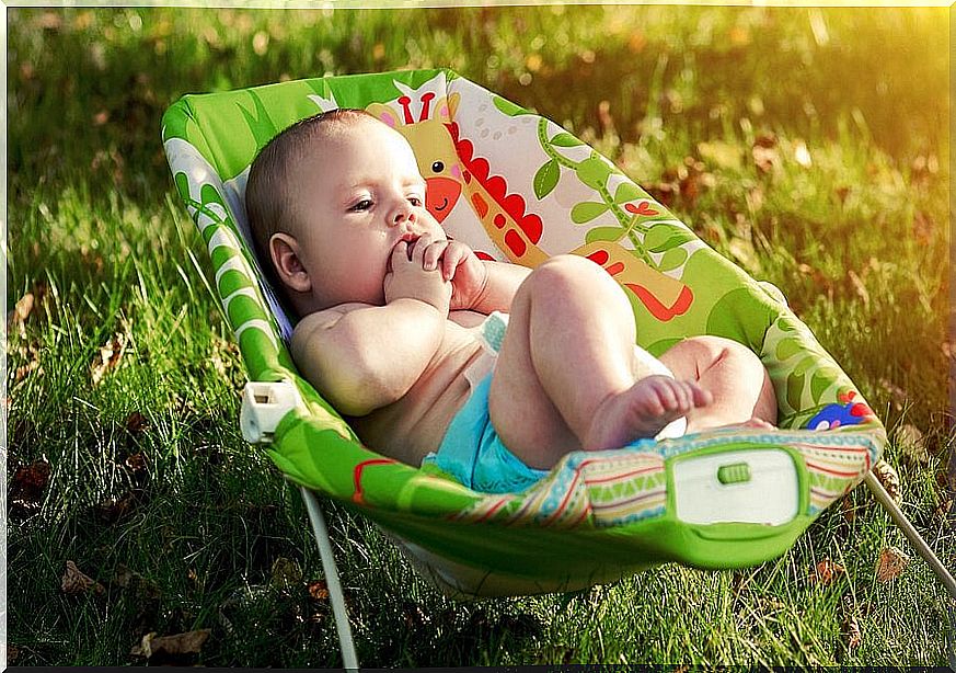 What is a baby hammock and how does it work?